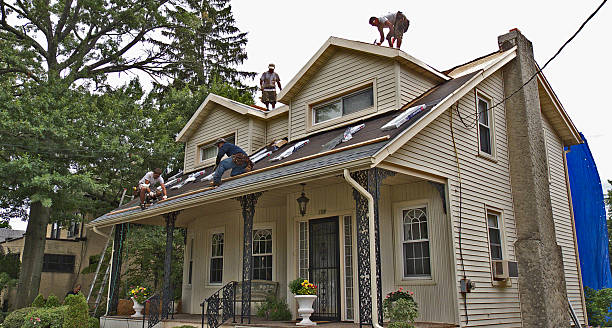 Best Best Roofing Contractors  in Elkhart Lake, WI